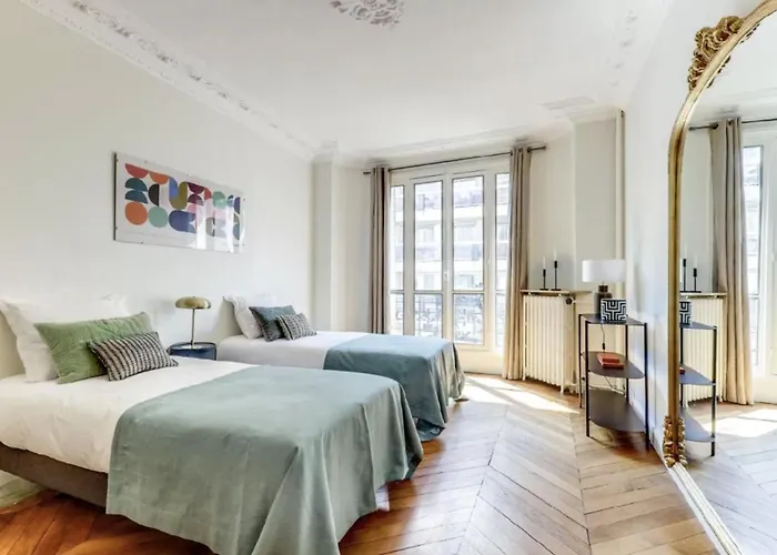Trocadero - Bail Mobilite - 20min-tour Eiffel Apartamento